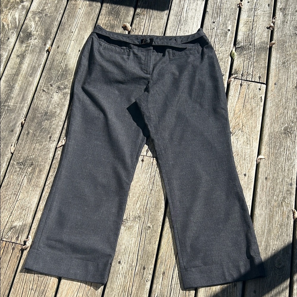 Mantles Women’s Black Pants